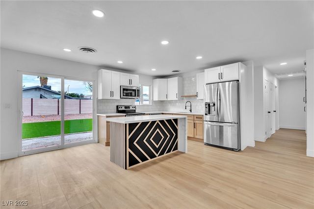 4329 Studio Street, Las Vegas, NV 89115