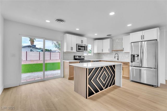 4329 Studio Street, Las Vegas, NV 89115