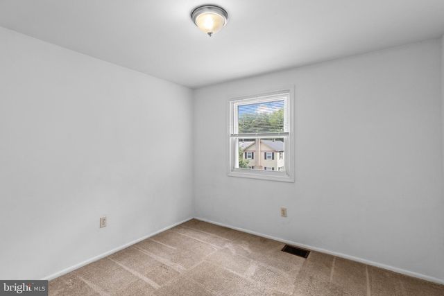 12000 DOVE CIR, Laurel, MD 20708