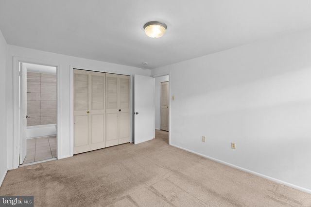 12000 DOVE CIR, Laurel, MD 20708
