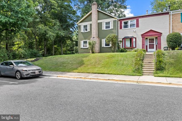 12000 DOVE CIR, Laurel, MD 20708