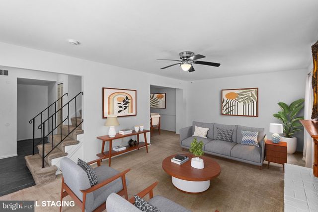 12000 DOVE CIR, Laurel, MD 20708
