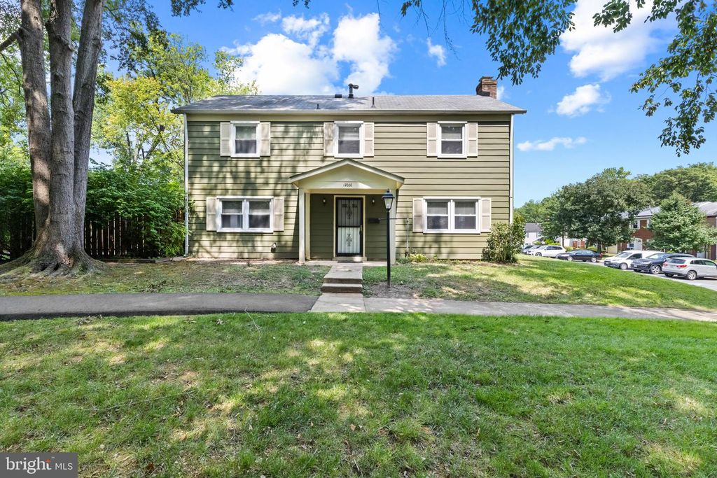 12000 DOVE CIR, Laurel, MD 20708