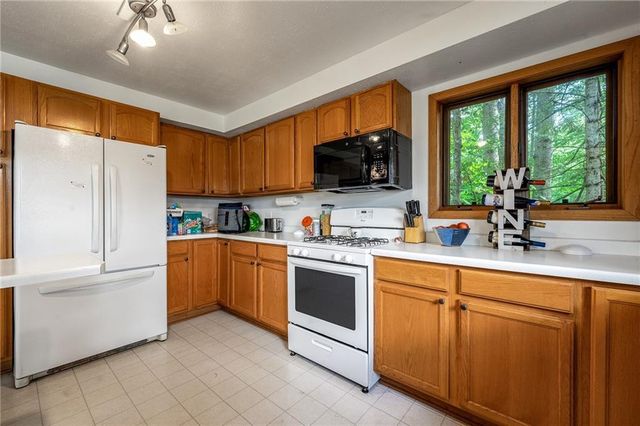 10111 Filter Bay Road, Hayward, WI 54843