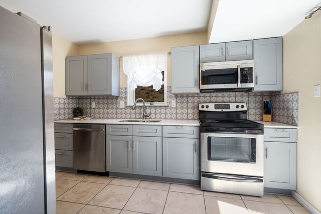 2960 Harbinger Lane, Dallas, TX 75287