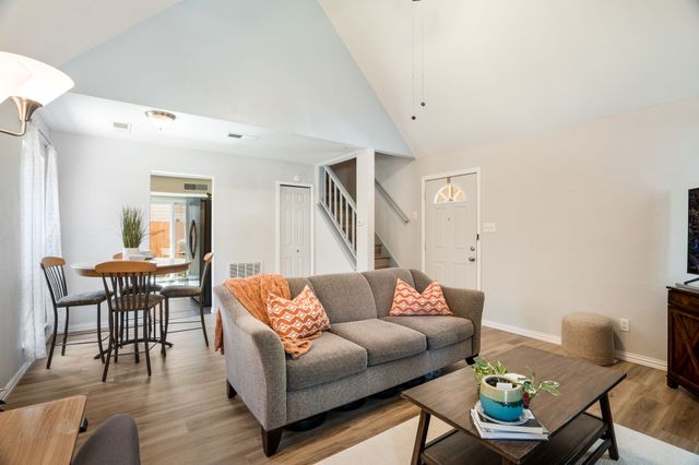 2960 Harbinger Lane, Dallas, TX 75287