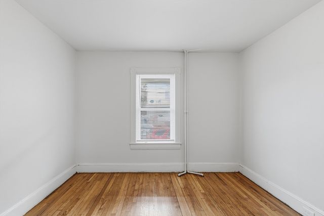 20 Adams St, New Bedford, MA 02746