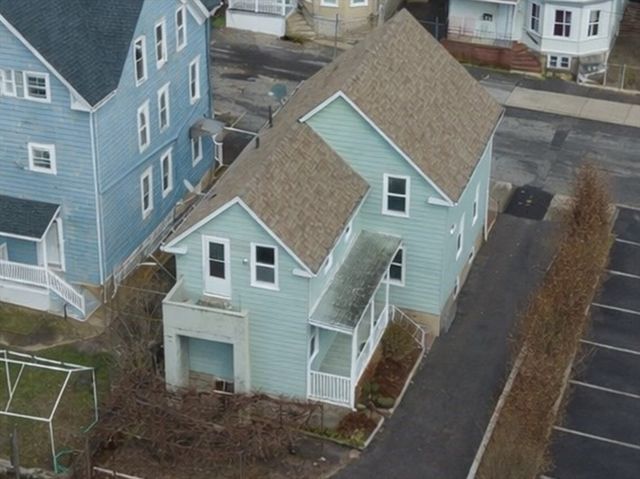 20 Adams St, New Bedford, MA 02746