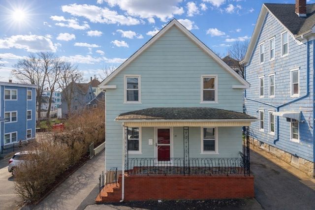 20 Adams St, New Bedford, MA 02746