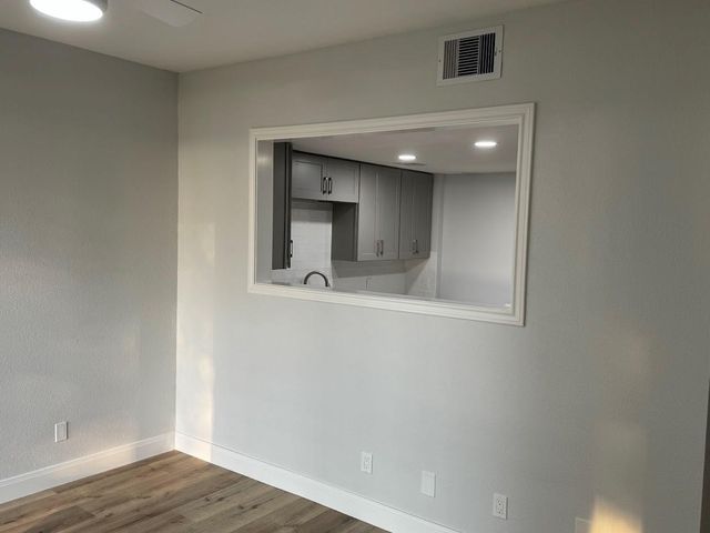2001 Enterprise Avenue, League City, TX 77573
