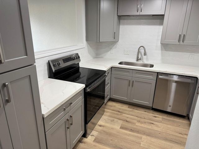 2001 Enterprise Avenue, League City, TX 77573