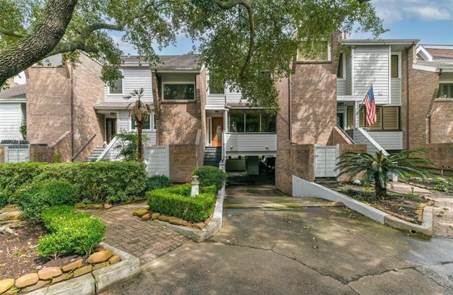 2001 Enterprise Avenue, League City, TX 77573