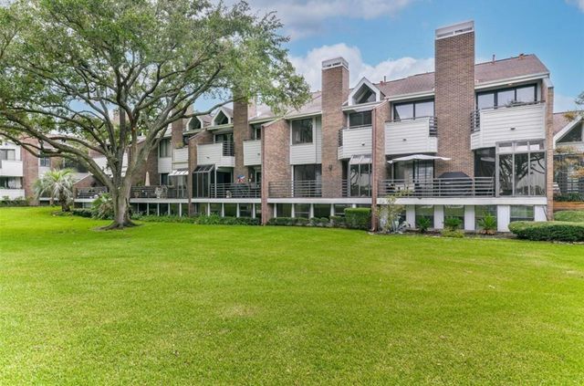 2001 Enterprise Avenue, League City, TX 77573