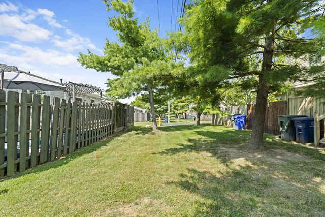 786 Timber Way Drive, 13B, Columbus, OH 43085