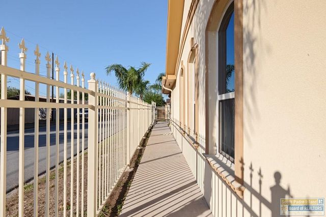898 Champan St., San Benito, TX 78586
