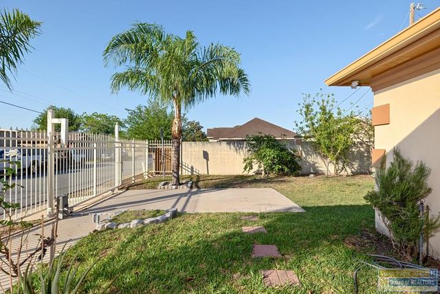 898 Champan St., San Benito, TX 78586