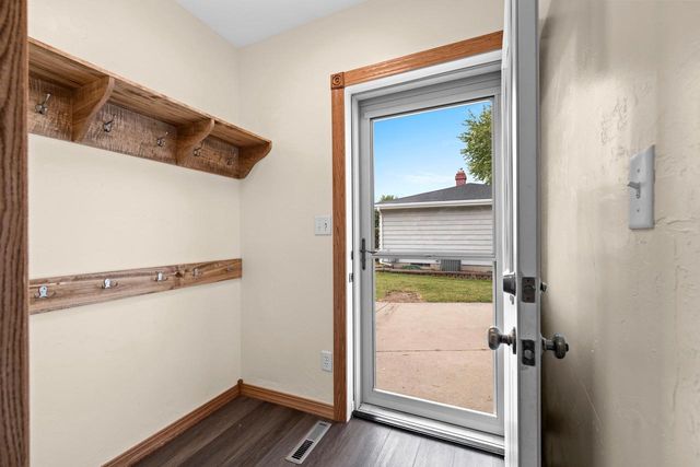 1014 WESTWOOD DRIVE, De Pere, WI 54115
