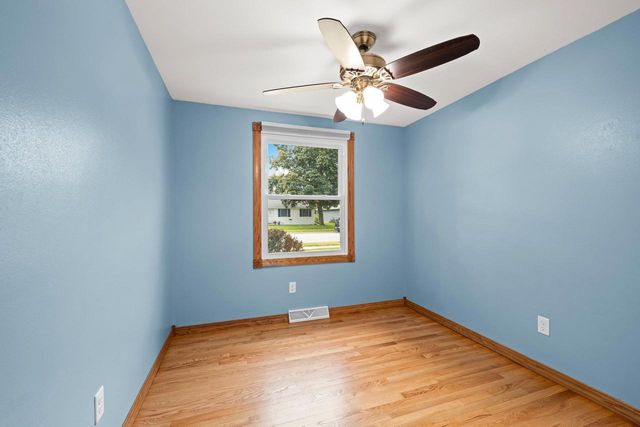 1014 WESTWOOD DRIVE, De Pere, WI 54115
