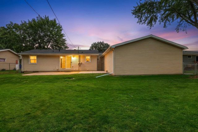 1014 WESTWOOD DRIVE, De Pere, WI 54115