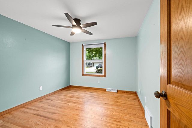 1014 WESTWOOD DRIVE, De Pere, WI 54115