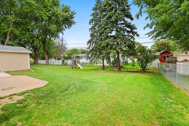 1014 WESTWOOD DRIVE, De Pere, WI 54115