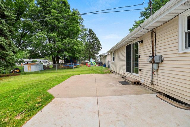 1014 WESTWOOD DRIVE, De Pere, WI 54115