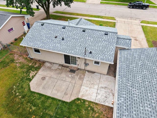 1014 WESTWOOD DRIVE, De Pere, WI 54115