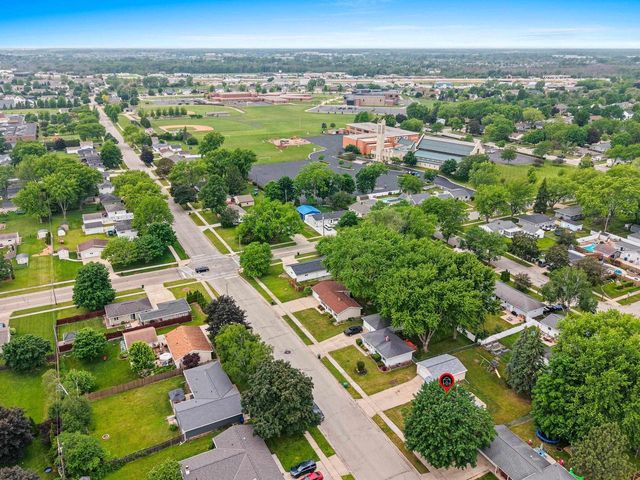 1014 WESTWOOD DRIVE, De Pere, WI 54115