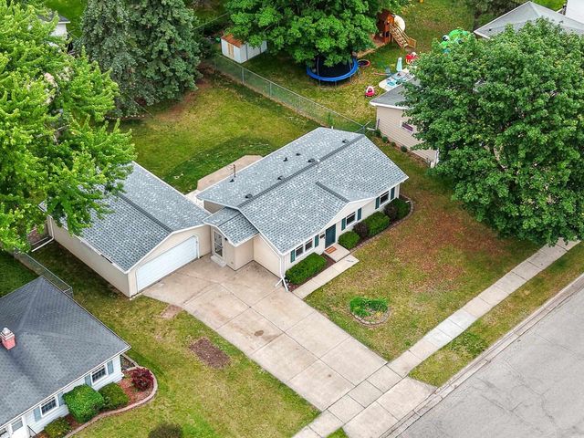 1014 WESTWOOD DRIVE, De Pere, WI 54115