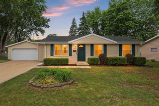 1014 WESTWOOD DRIVE, De Pere, WI 54115