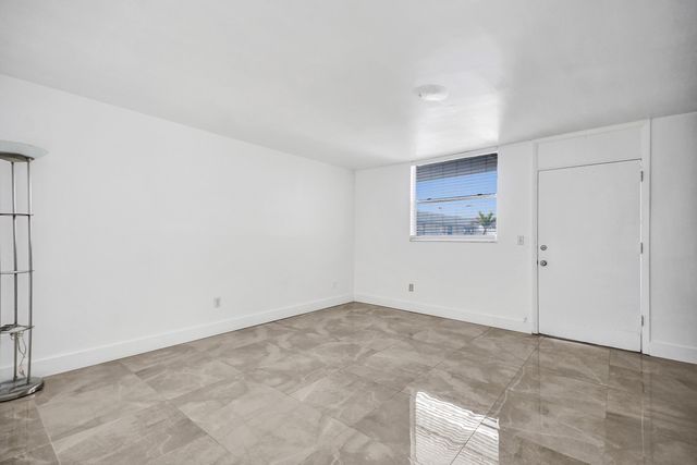 1801 S Treasure Drive 528, North Bay Village, FL 33141