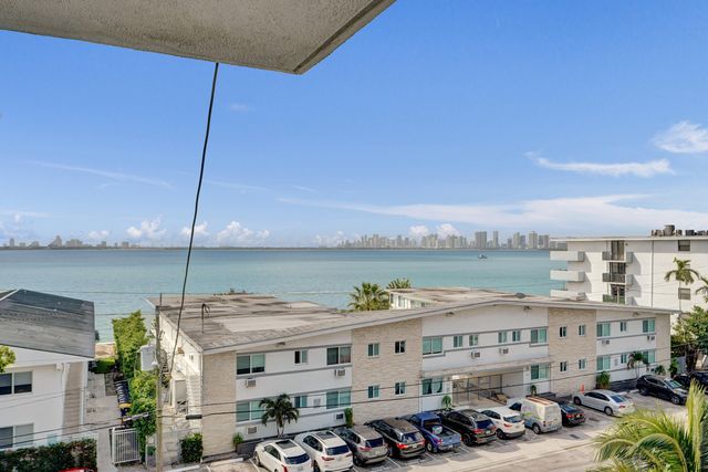 1801 S Treasure Drive 528, North Bay Village, FL 33141