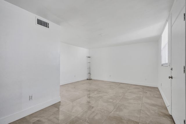 1801 S Treasure Drive 528, North Bay Village, FL 33141