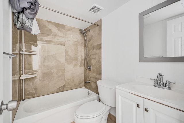 1801 S Treasure Drive 528, North Bay Village, FL 33141