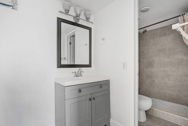 1801 S Treasure Drive 528, North Bay Village, FL 33141