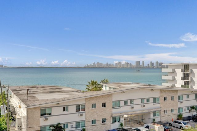 1801 S Treasure Drive 528, North Bay Village, FL 33141