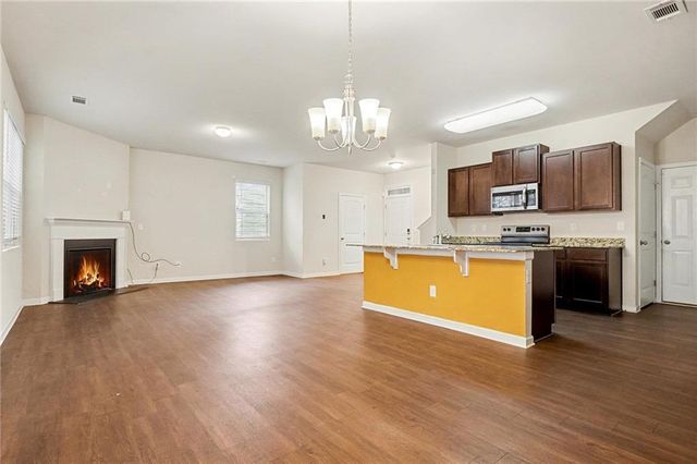 418 Lake Ridge Ln, Fairburn, GA 30213