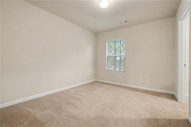 418 Lake Ridge Ln, Fairburn, GA 30213