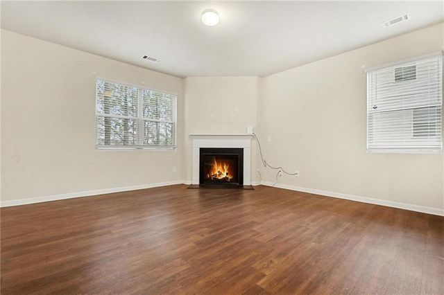 418 Lake Ridge Ln, Fairburn, GA 30213