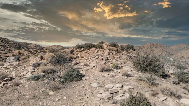 50565 BURNS CANYON, Pioneertown, CA 92252
