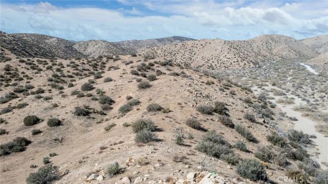 50565 BURNS CANYON, Pioneertown, CA 92252