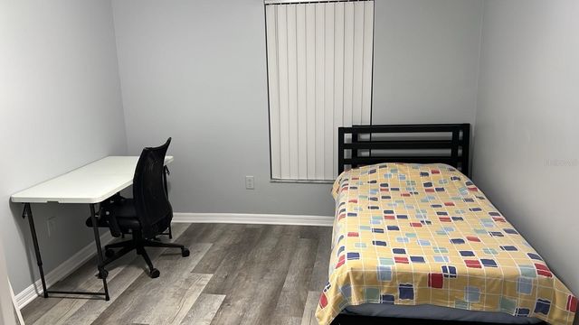 8423 EDGEWATER BOULEVARD, Tampa, FL 33615