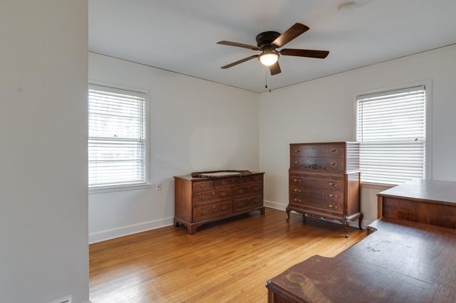 4935 ROBINDALE LN, Memphis, TN 38117