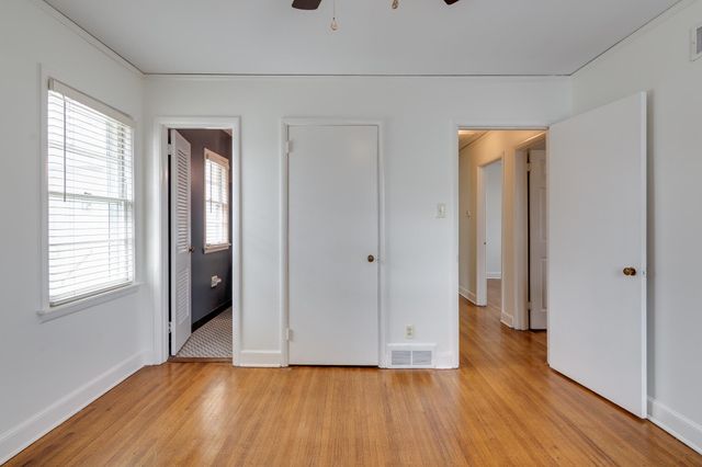 4935 ROBINDALE LN, Memphis, TN 38117