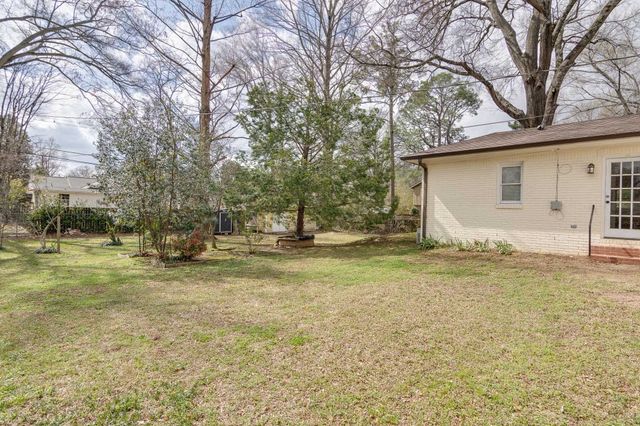 4935 ROBINDALE LN, Memphis, TN 38117