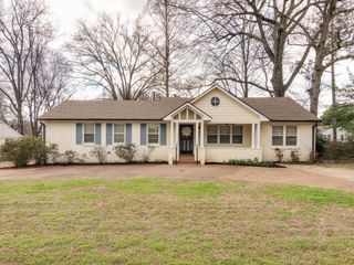 4935 ROBINDALE LN, Memphis, TN 38117