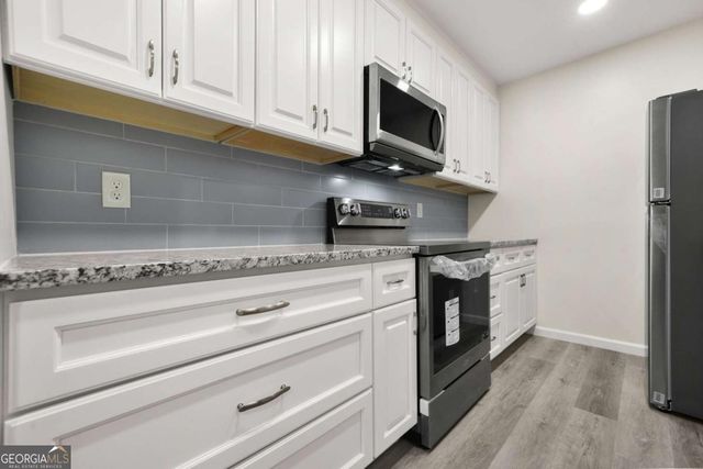 1166 Booth Road SW 202, Marietta, GA 30008