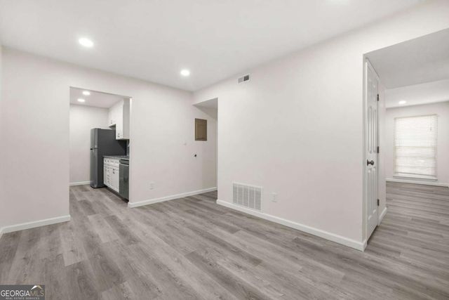 1166 Booth Road SW 202, Marietta, GA 30008