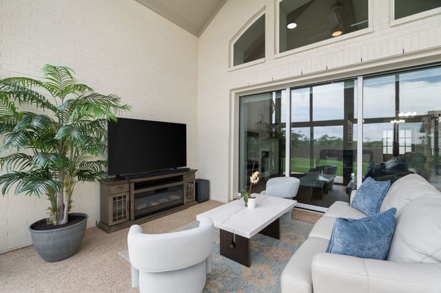 11416 Hickory Falls Drive, Argyle, TX 76226
