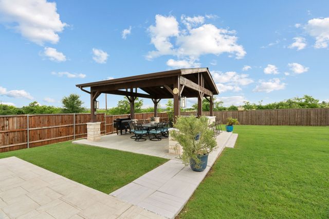 11416 Hickory Falls Drive, Argyle, TX 76226